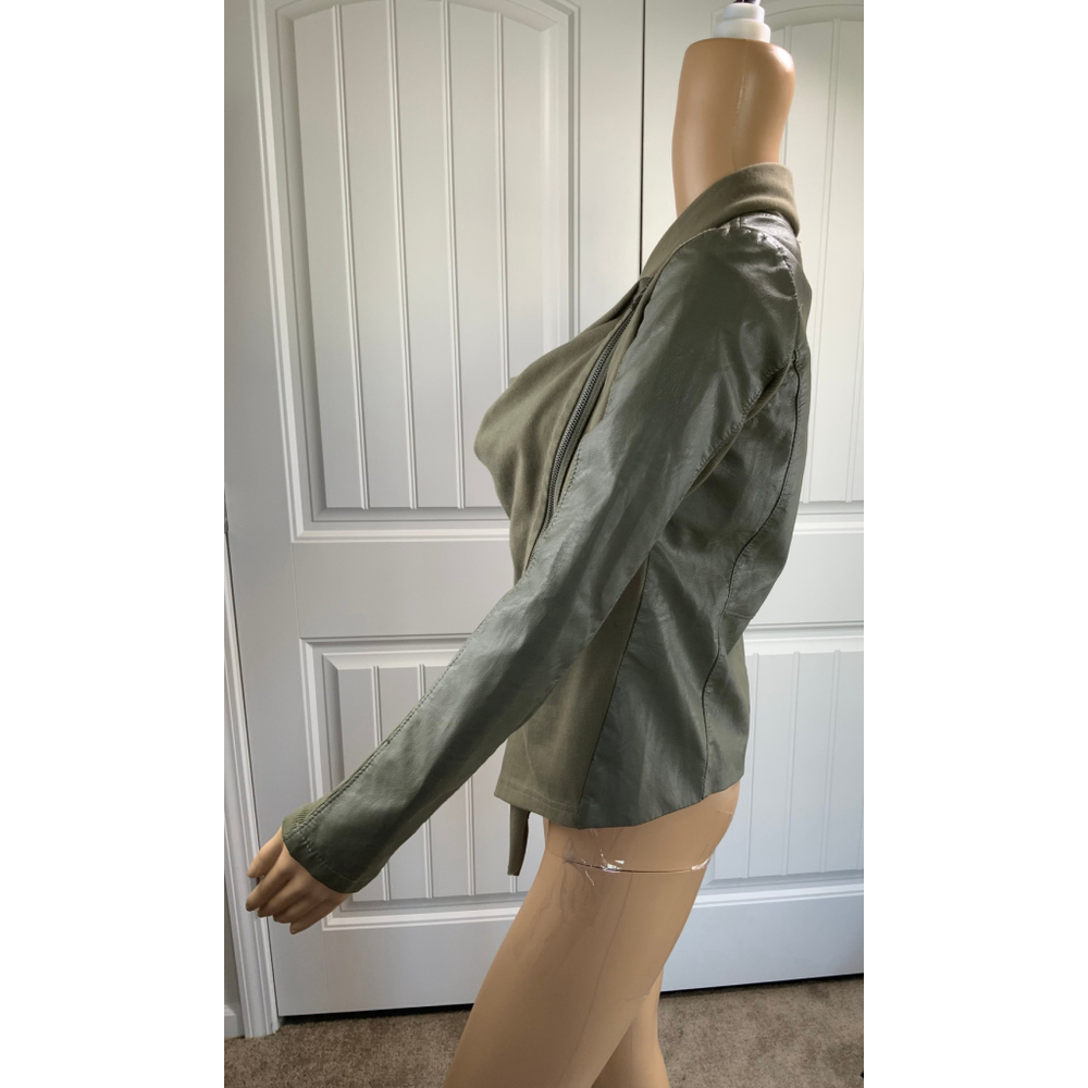 Blank NYC Women's Jacket Sz Sm Green Asymmetrical Zipper Cowl Neck Faux Leather - Picture 6 of 13